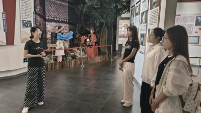 戏韵传薪火，青春润乡土——“小海螺” 青春志愿服务队为非遗传承吕剧注入青春思考
