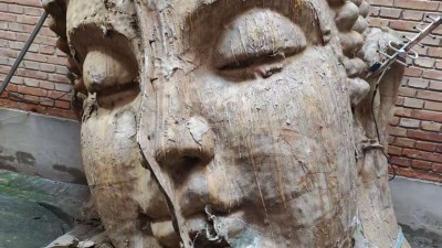 笑琰诗歌: 宋庄，宋庄，艺术在诵经