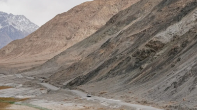 高原军人精神与时代英雄史诗——评毕淑敏长篇小说《昆仑约定》