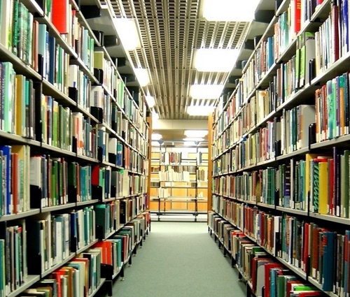 2014图书消费报告：清华爱文学 北大爱畅销